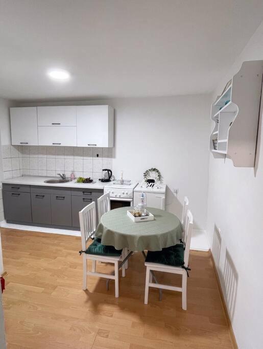 Apartman Dade モスタル エクステリア 写真